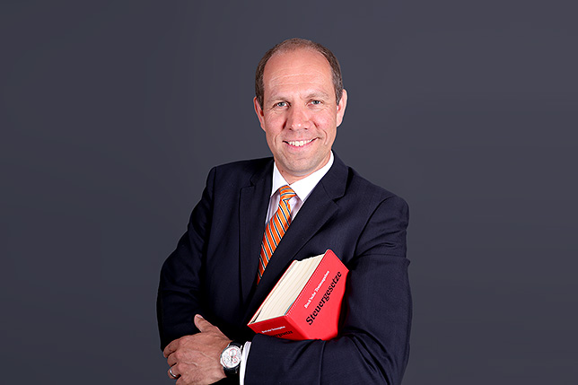 Karsten Kalthoff vom Finanzministerium in den Prüferkreis aufgenommen